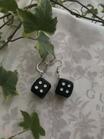 imusau.lt | listing rankų darbo auskarai // dice cube earrings